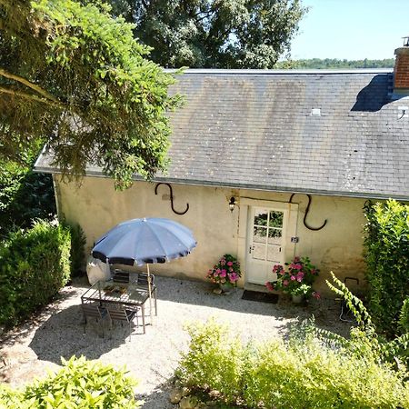 Charming Cottage In Chateau Les Roches Gardens Mont-Saint-Jean  Zewnętrze zdjęcie