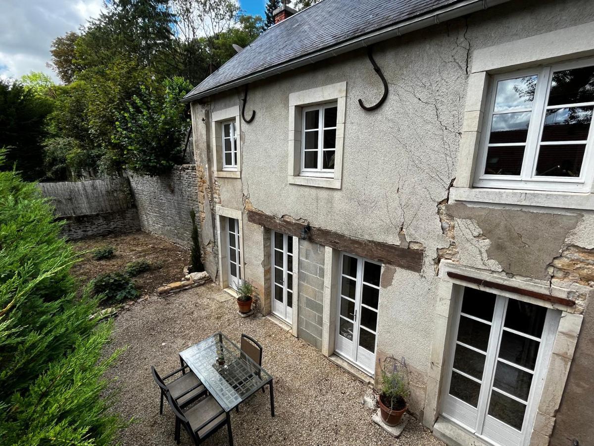 Charming Cottage In Chateau Les Roches Gardens Mont-Saint-Jean  Zewnętrze zdjęcie